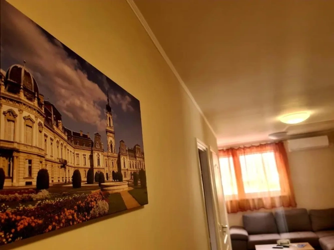 3 Bedrooms Apartment
