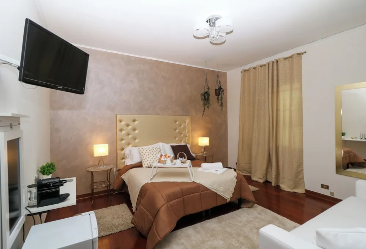 Vitti's Home Verona