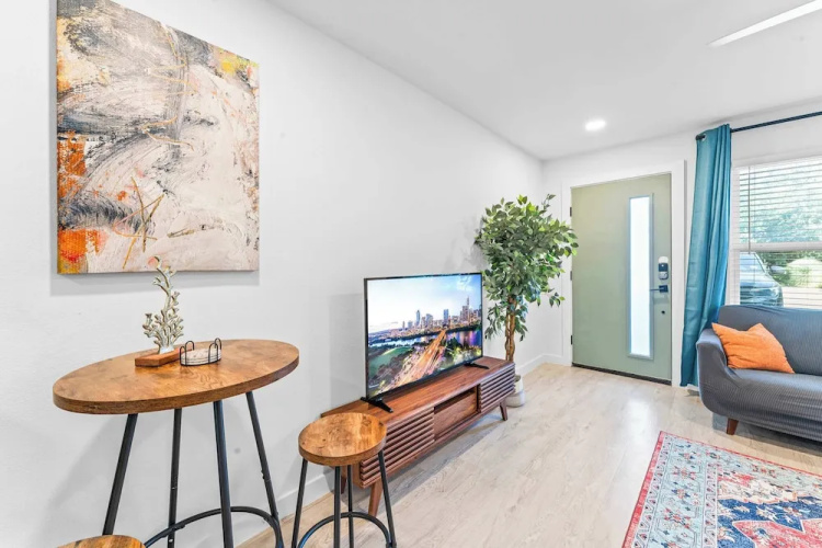 Prime Soco Cute Studio w Laundrywifi 7 Min to DT