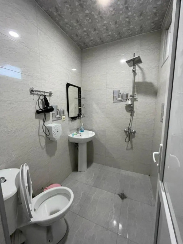 House Hotel