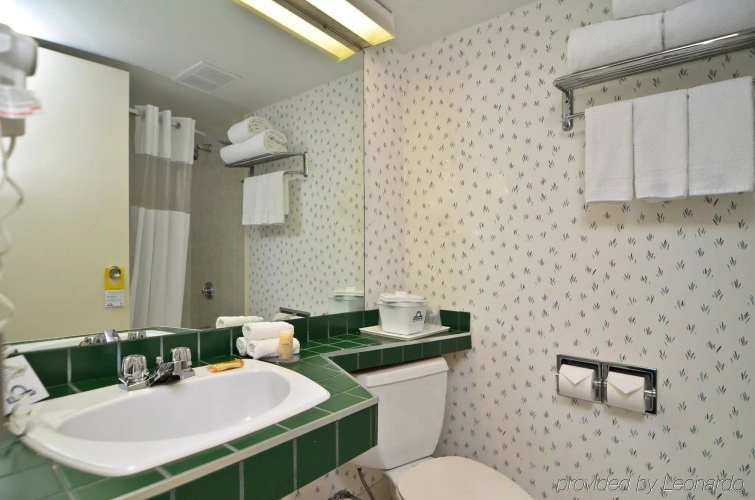 Hampton Inn by Hilton St. Catharines Niagara photo 9