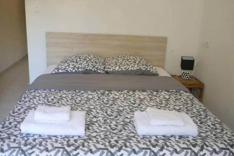 Dream - a studio flat with balcony at 300m from the beach
