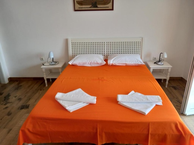 1 Bedroom Apartment with balcony and with sea view