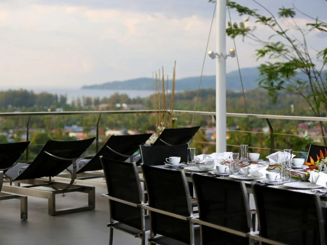 Villa Beyond Hotel Overview