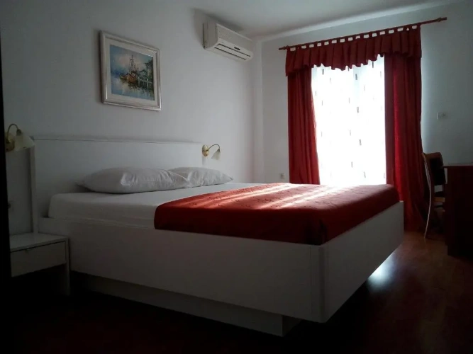 Standard Quadruple room with sea view
