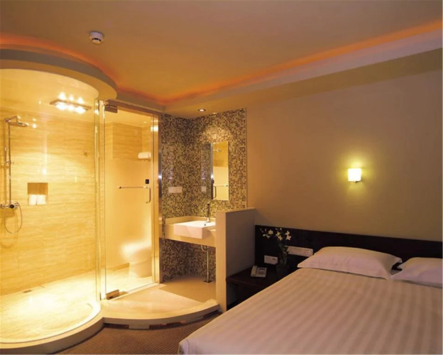 Yoyo Hotel