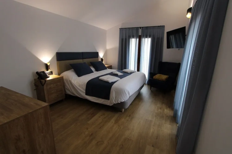 1 Bedroom Superior Double room with mountain view