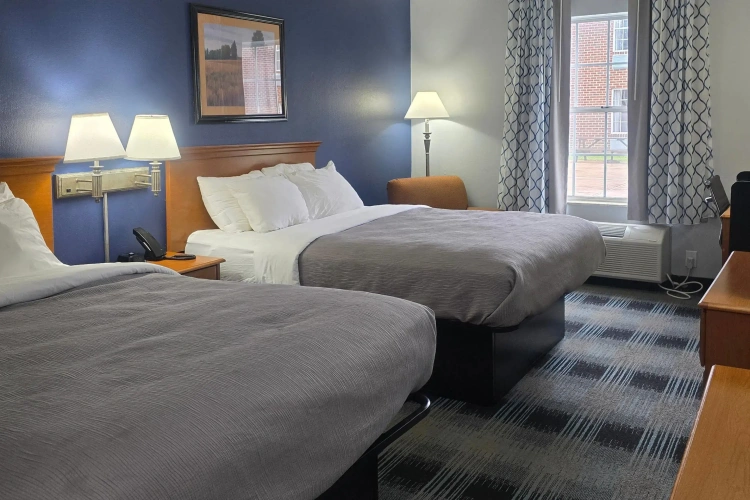 Standard Quadruple room