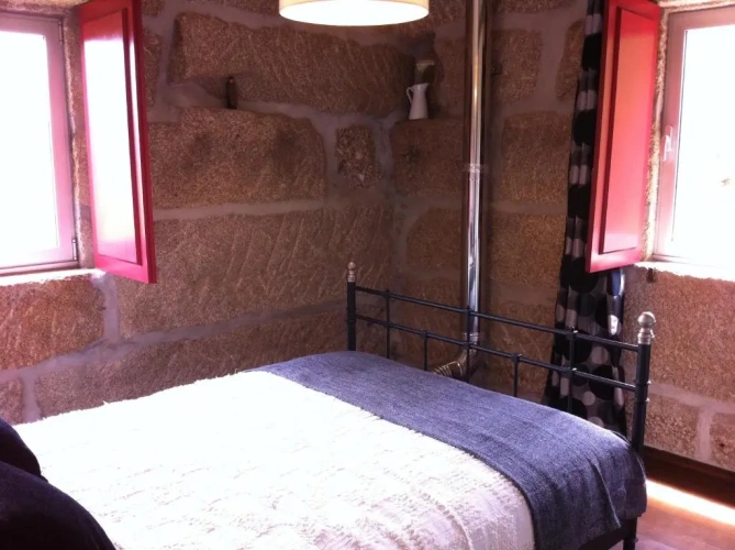 2 Bedrooms Cottage