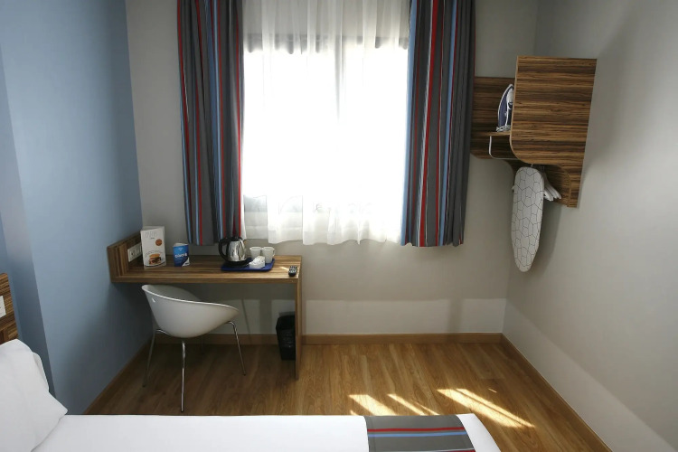 Travelodge Madrid Alcala