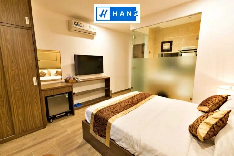 Deluxe Double room with city view
