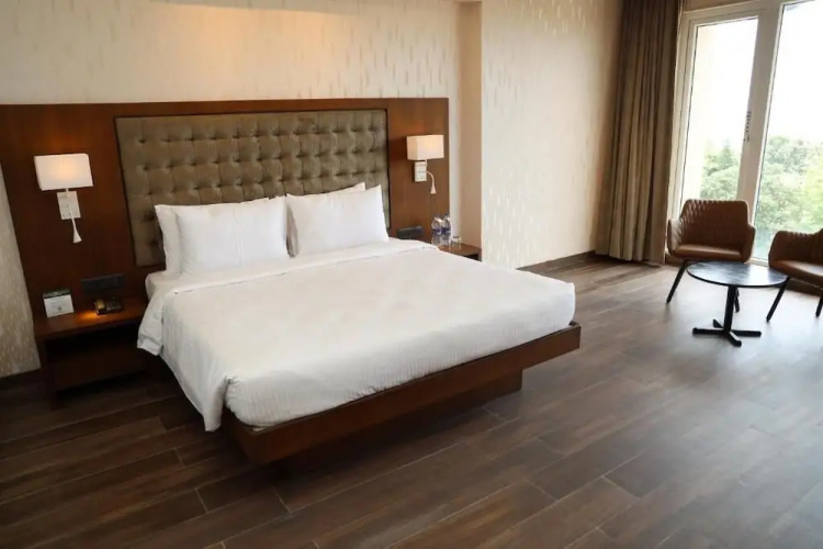 Devka Beach Resort