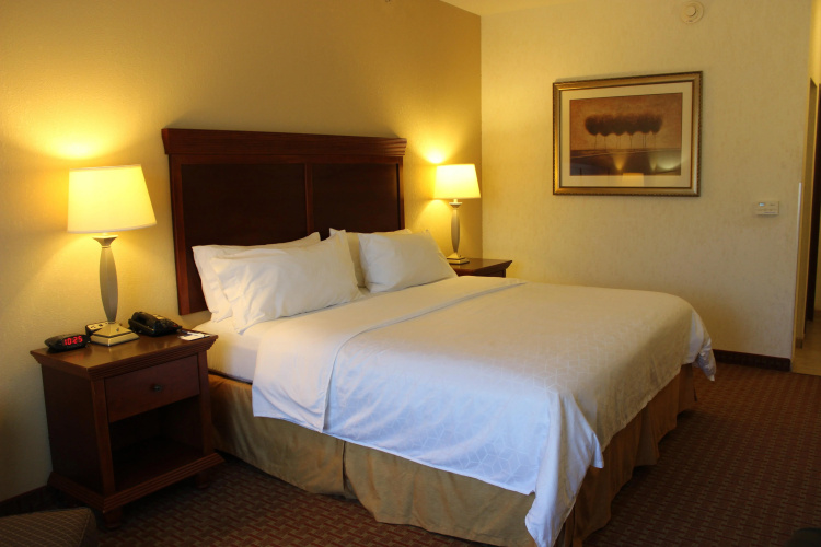 Holiday Inn Express & Suites Center by IHG