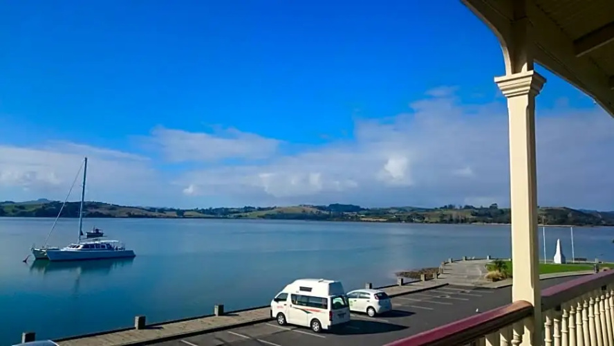 Mangonui Hotel
