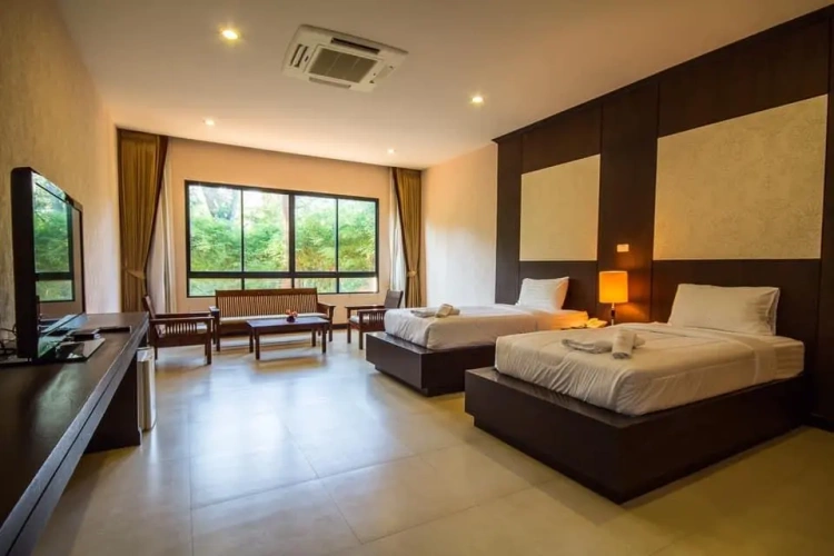 Standard Twin room