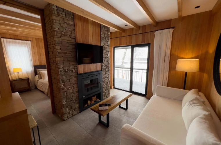 El Refugio Ski & Summer Lodge