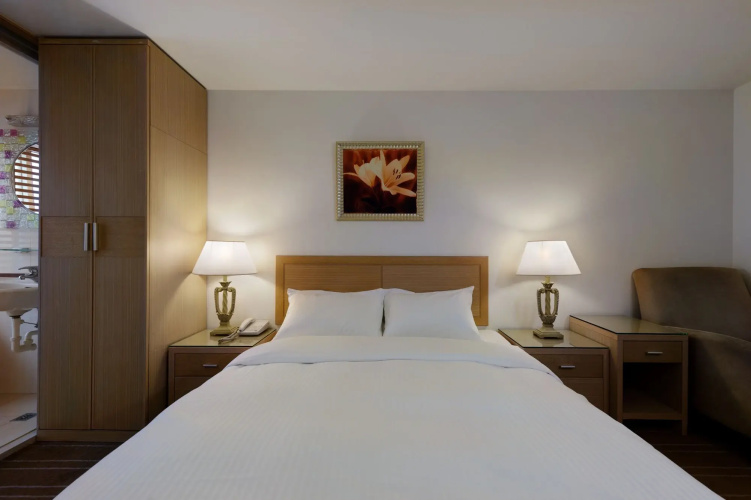 Nei Jiang Hotel