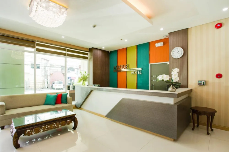 Capital O 461 Asrodel Hotel