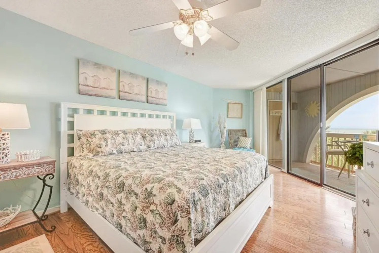 Hibiscus 303-D, 2 Bedrooms, Ocean View, Pool Access, Sleeps 5