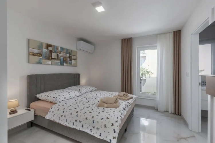 Family Apartment with balcony and with view
