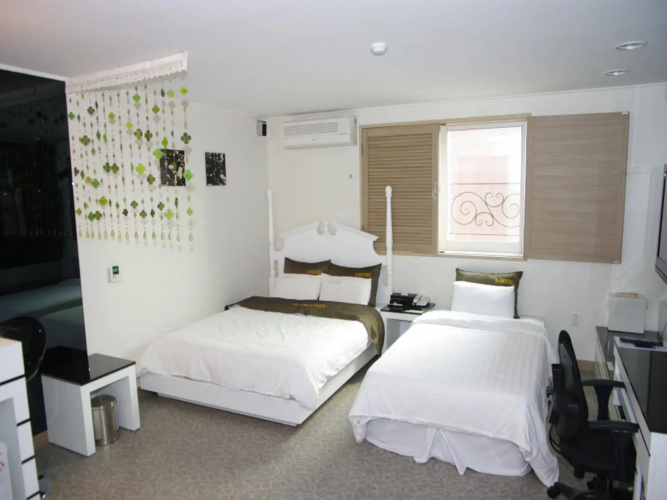 Amourex Hotel