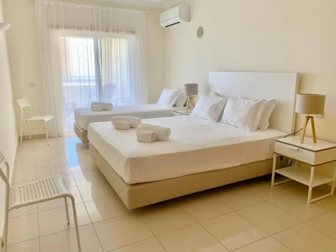 1 Bedroom Quadruple Apartment with balcony