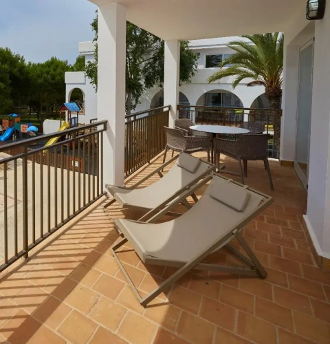 Apartment with balcony