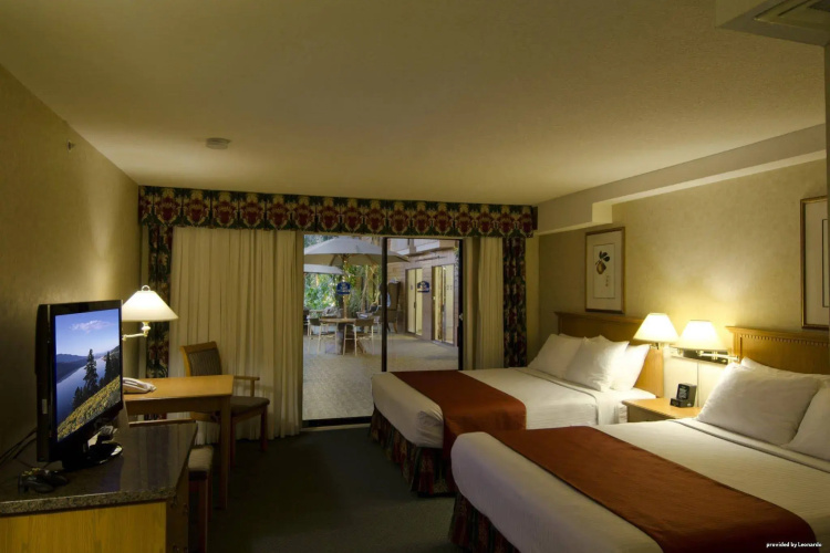 Prestige Vernon Lodge and Conference Centre