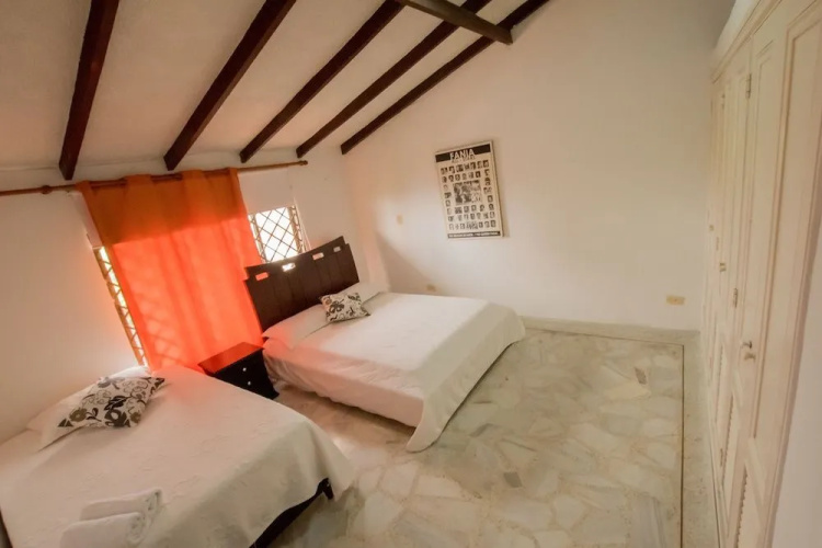 Hostal Casa Cristales