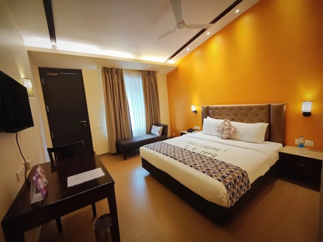 Deluxe Double room with balcony
