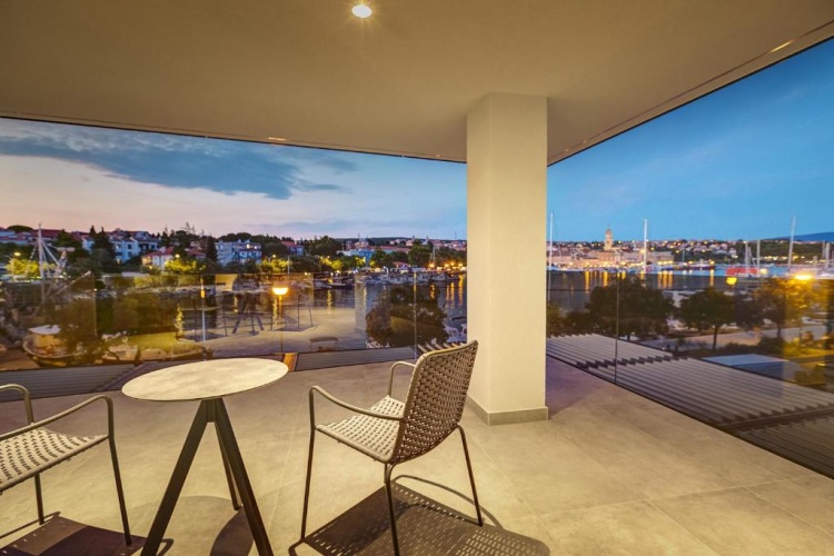 Deluxe Double room with balcony and with sea view