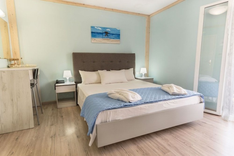 Sunrise Suites