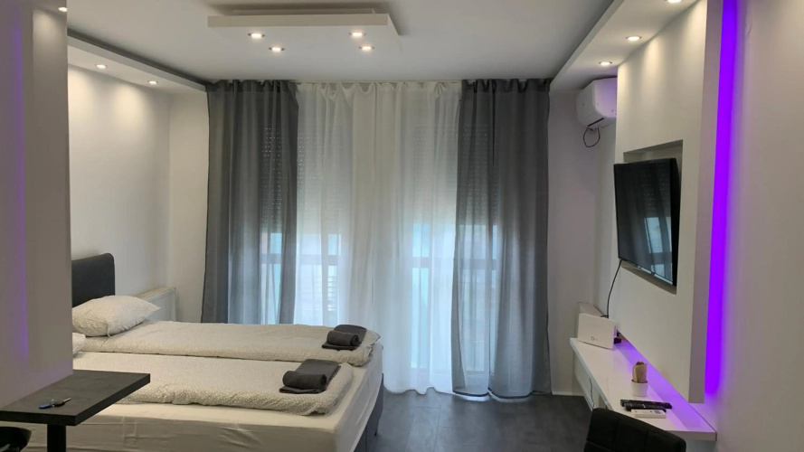 Central Apartment 2