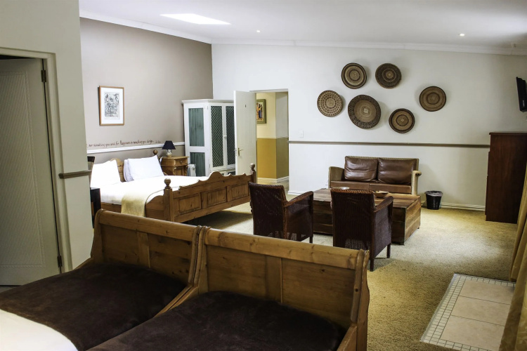 Somerset Villa Guesthouse