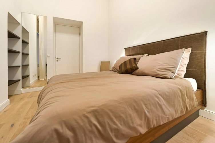 Central Luxury Apartment