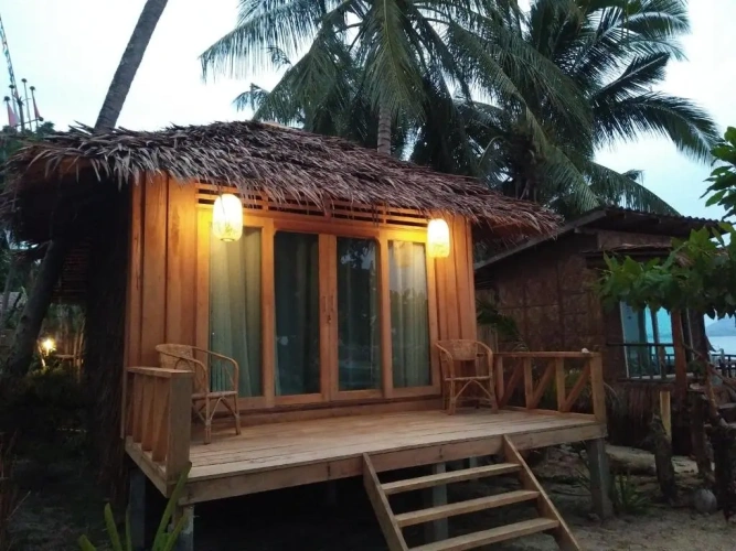 Bungalow beachfront