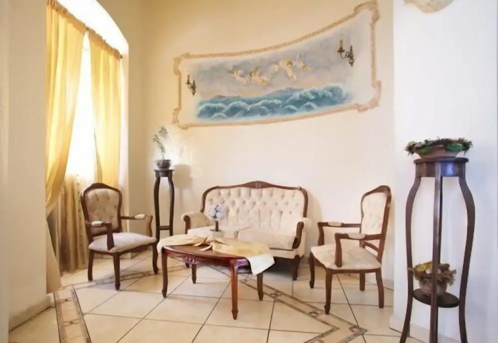 Monte Kristo Hotel