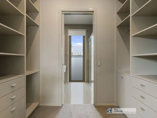 3 Bedrooms Cottage