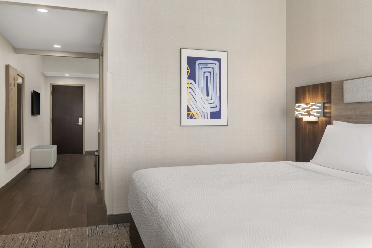 Holiday Inn Express & Suites Vaughan-Southwest photo 8