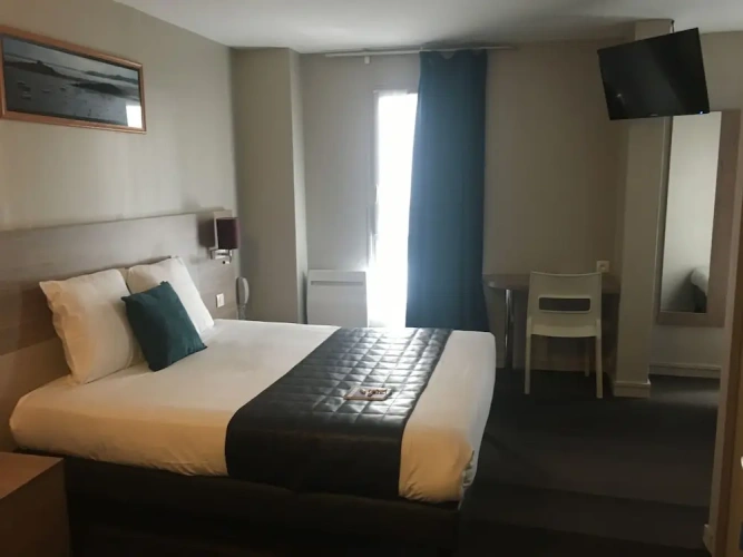 Standard Triple Family room