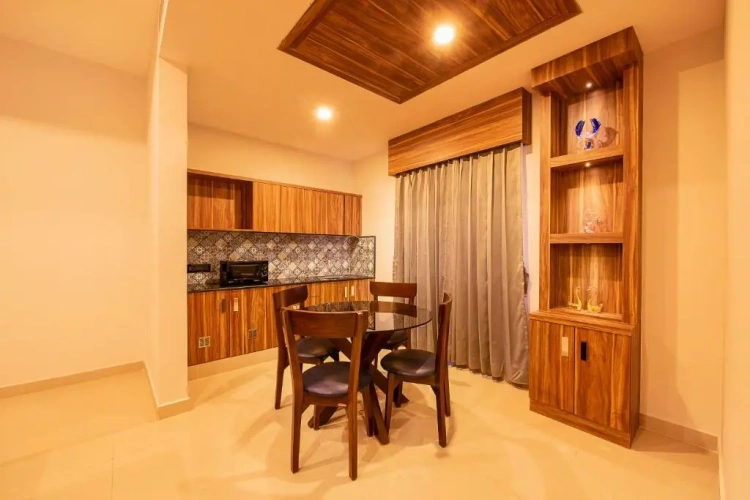 Standard Suite