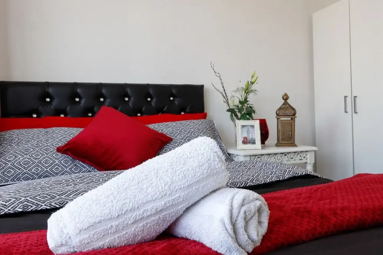 Barking Guest House