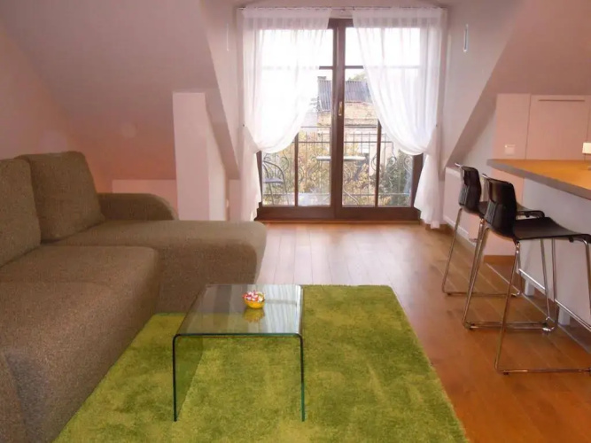 Milo Apartment