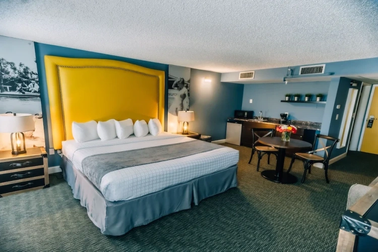 Double Suite