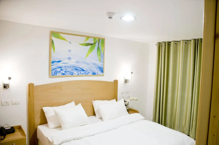 Ararat Hotel