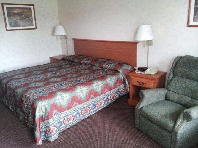 Deerfield Inn