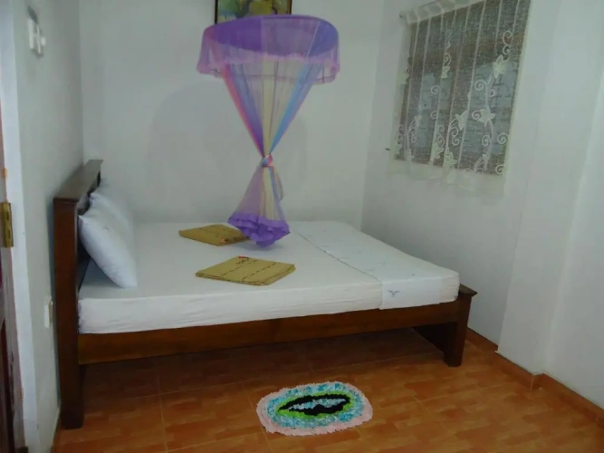 2 Bedrooms Cottage
