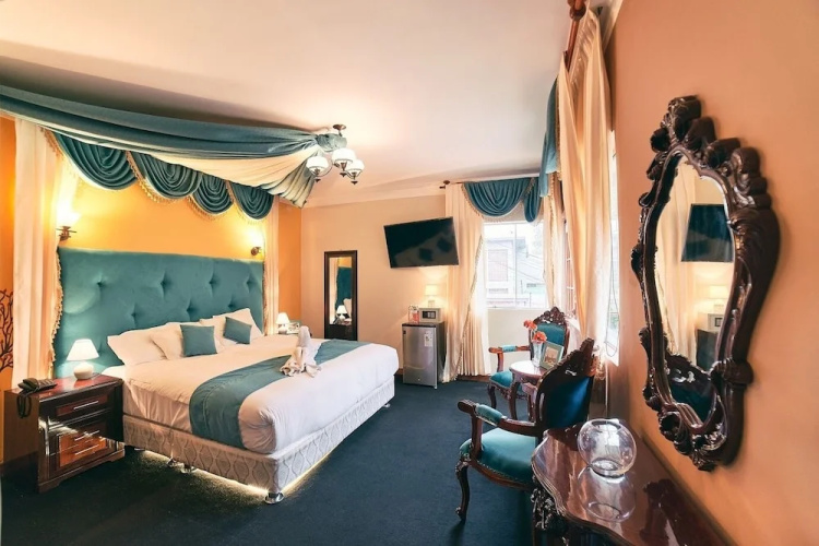 Gatsby Hotel Collection