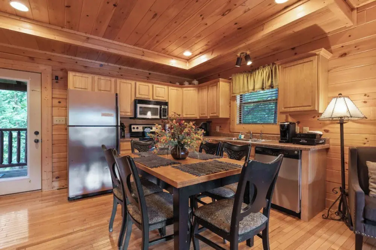 Smoky Dream Cabin Retreat