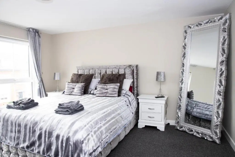The Sandon Hotel
